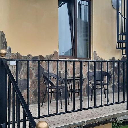 Guest House Bochora Borjomi Luaran gambar